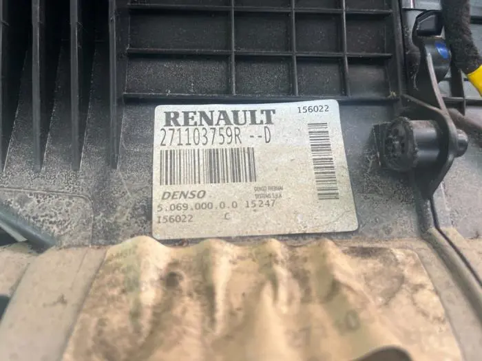 Kachelhuis Renault Master